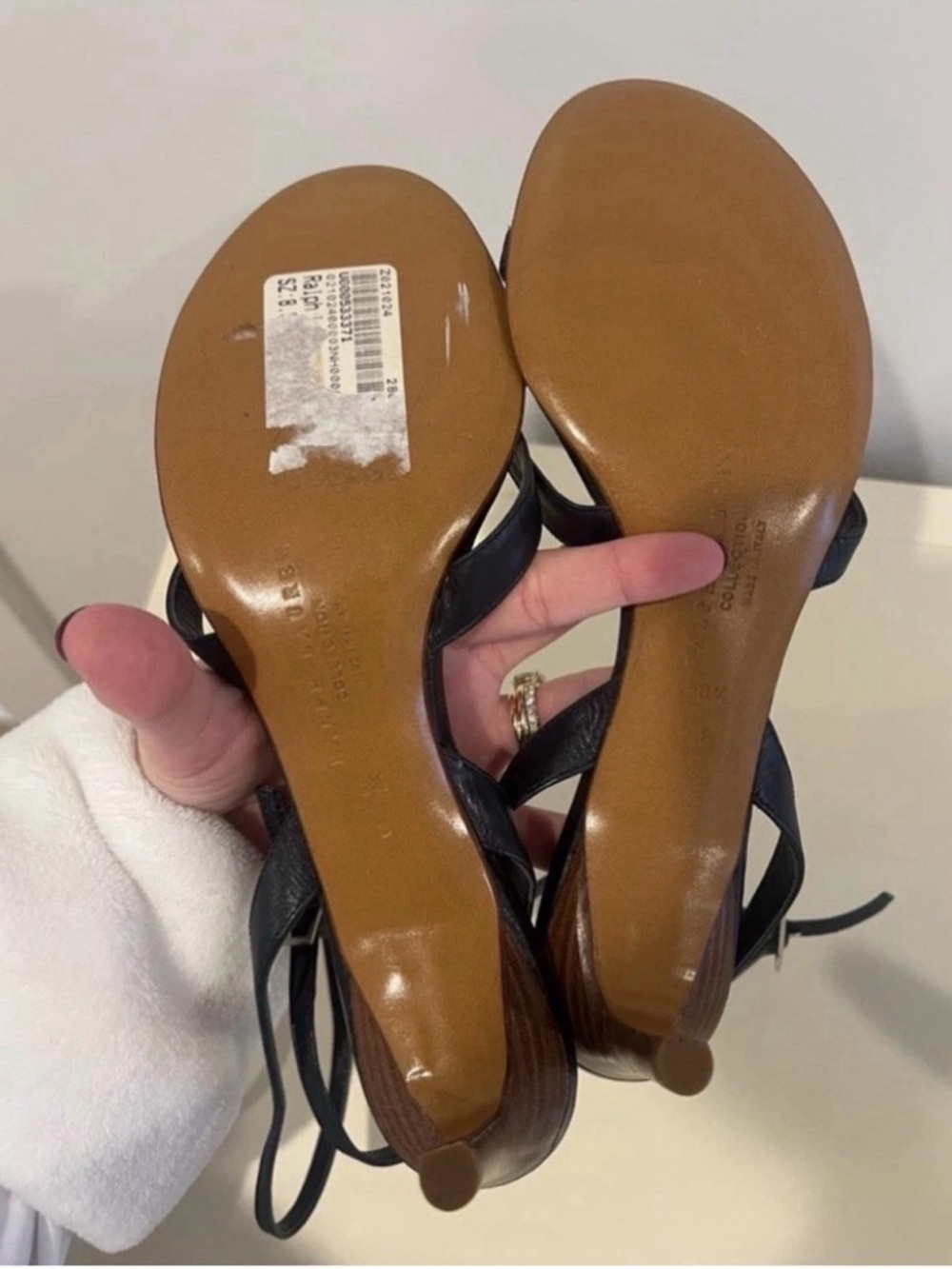 Ralph Lauren Purple Label Navy Strappy Leather Heels - size 8.5 - Picture 3 of 6